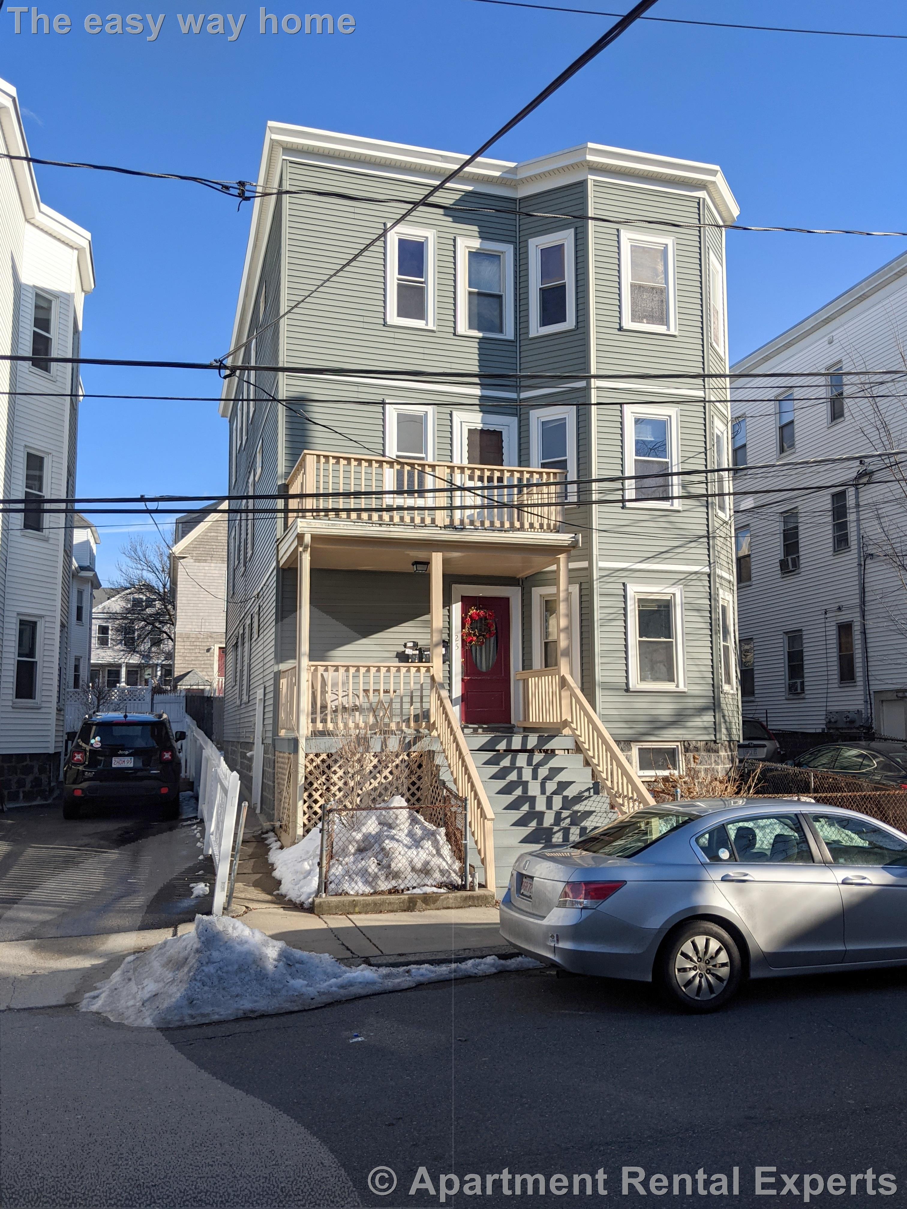 25 Belknap St, Teele Square