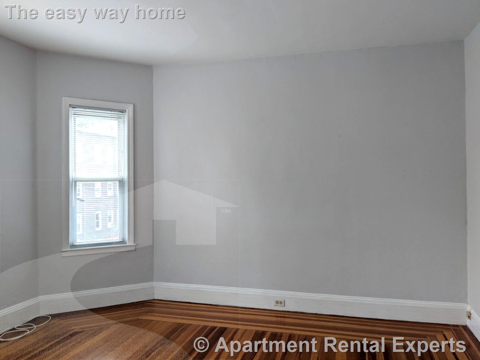 14 Belknap St, Teele Square