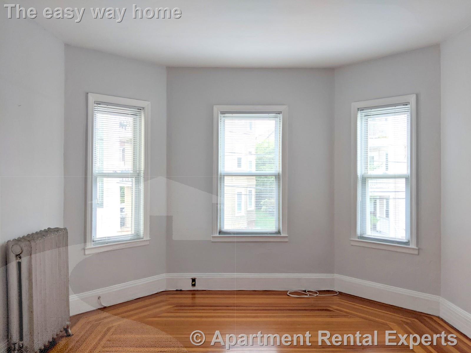 14 Belknap St, Teele Square