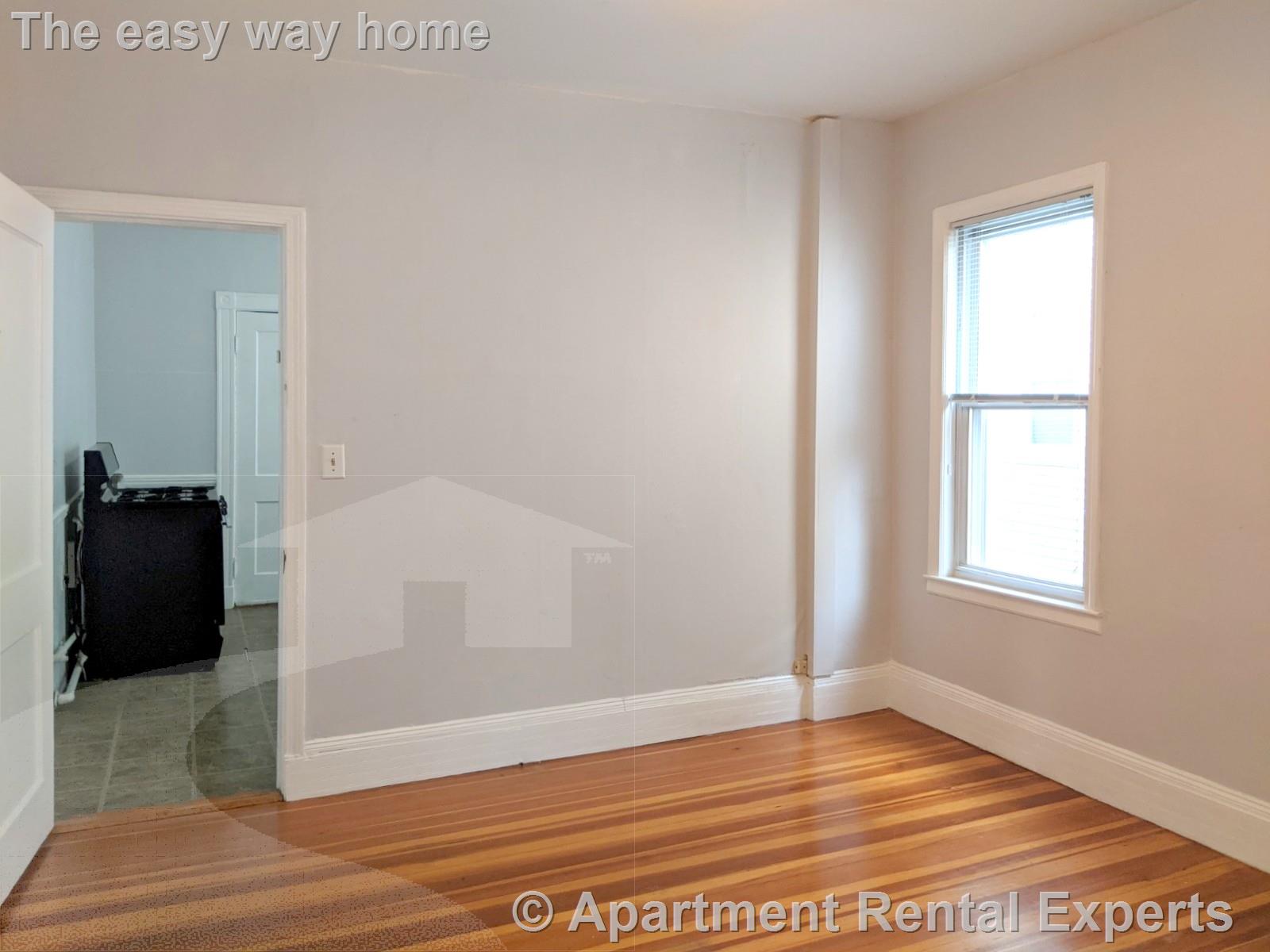 14 Belknap St, Teele Square