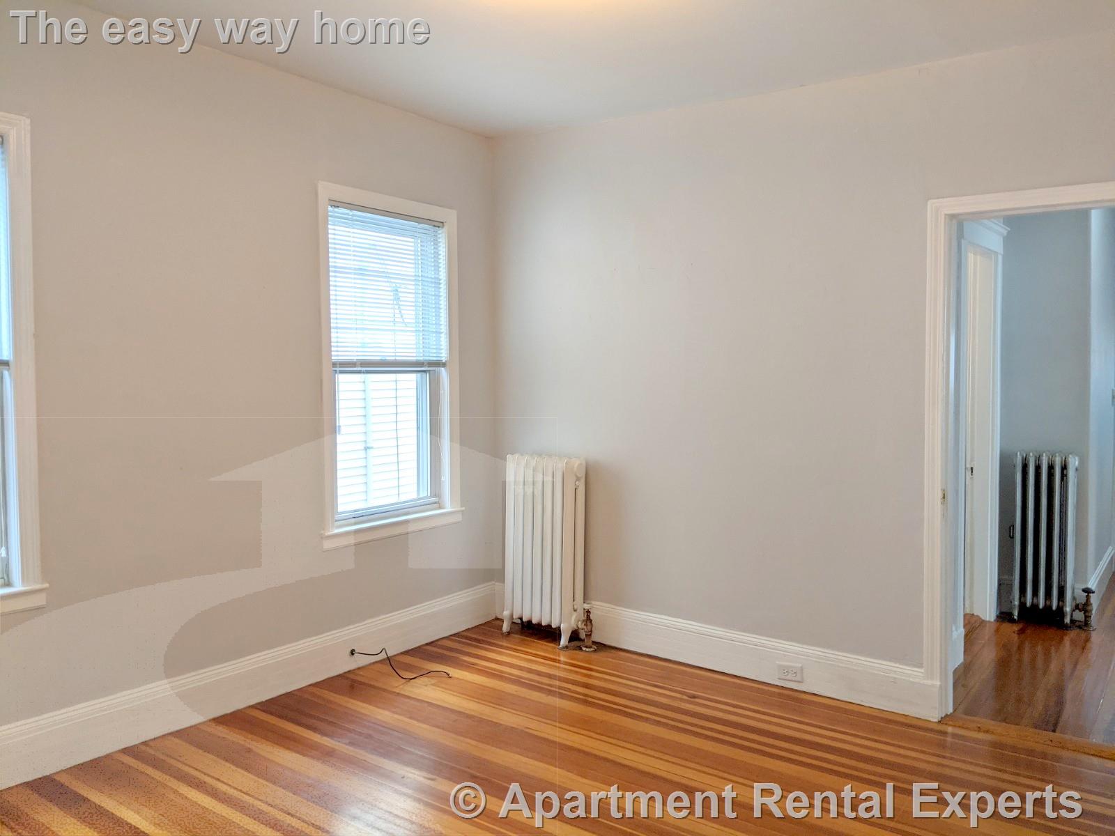 14 Belknap St, Teele Square