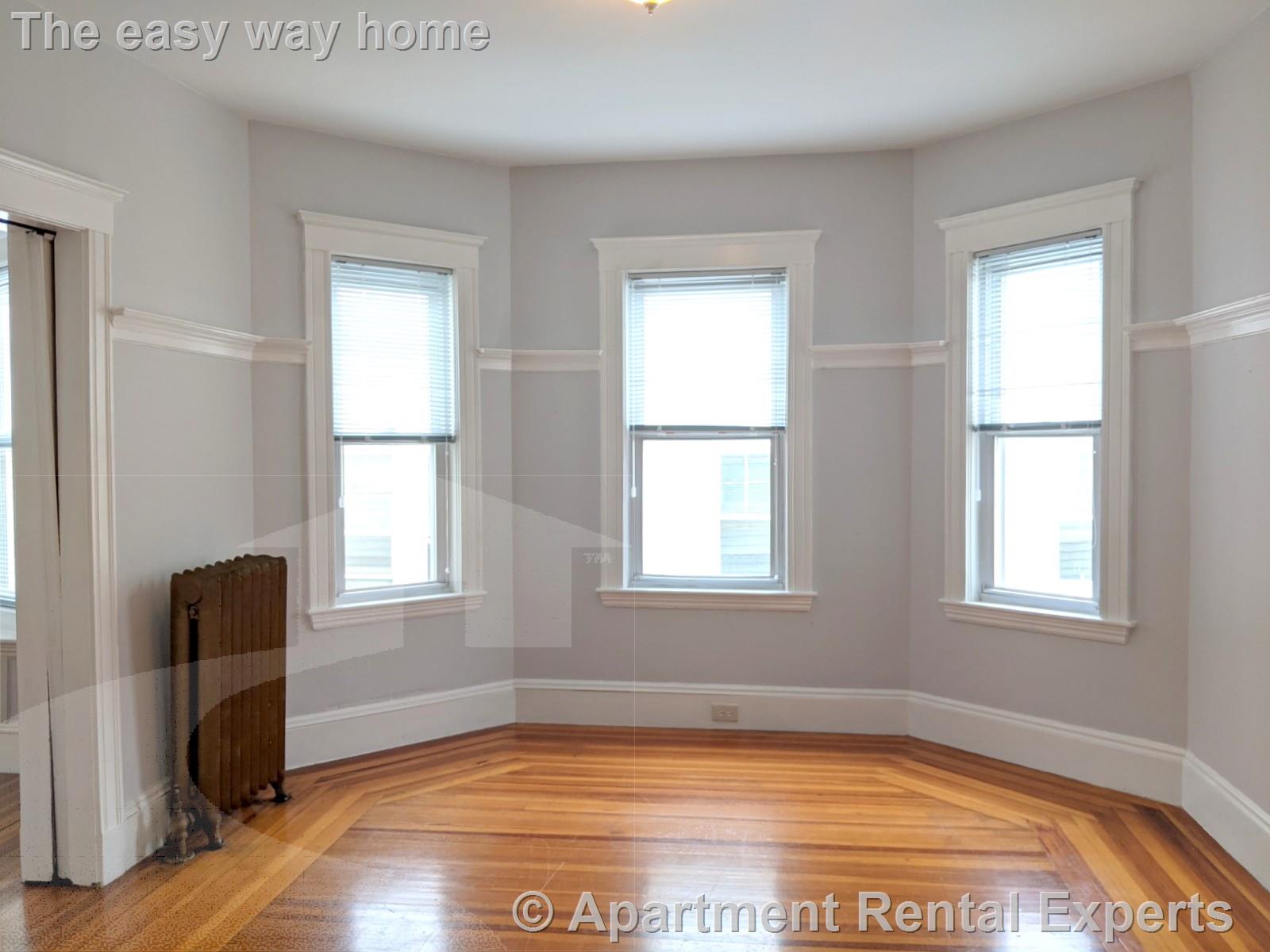 14 Belknap St, Teele Square