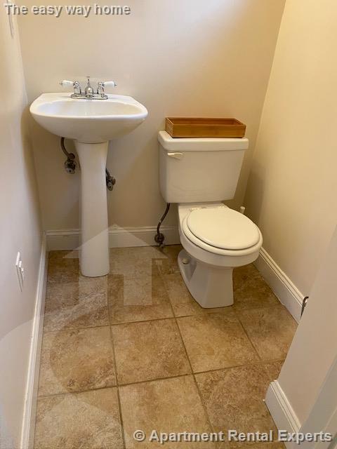 359 Highland Ave, Davis Square