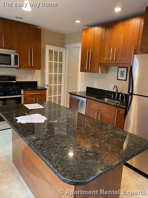 359 Highland Ave, Davis Square