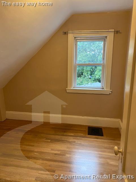 359 Highland Ave, Davis Square