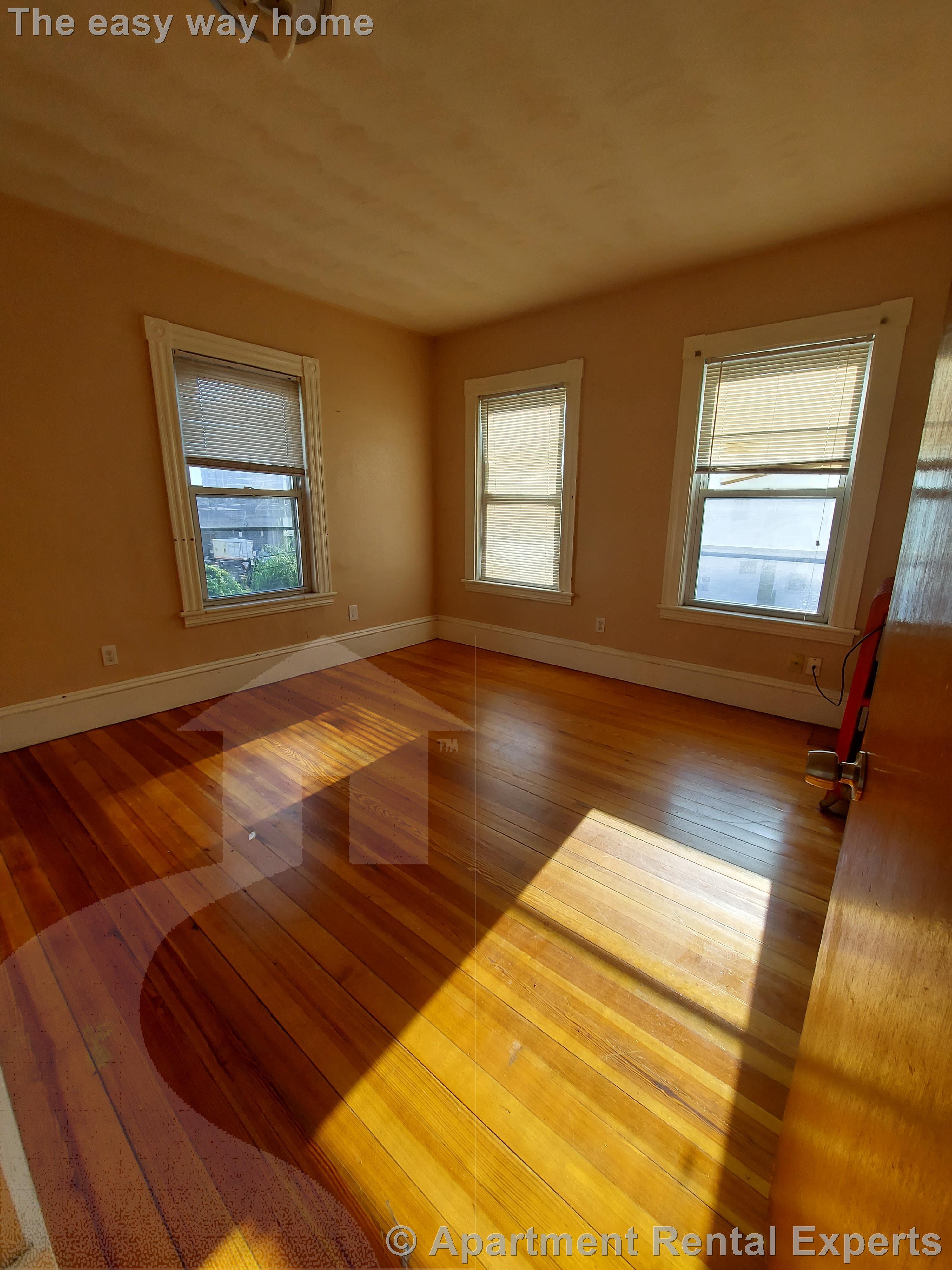 29 Lincoln St, Malden Center