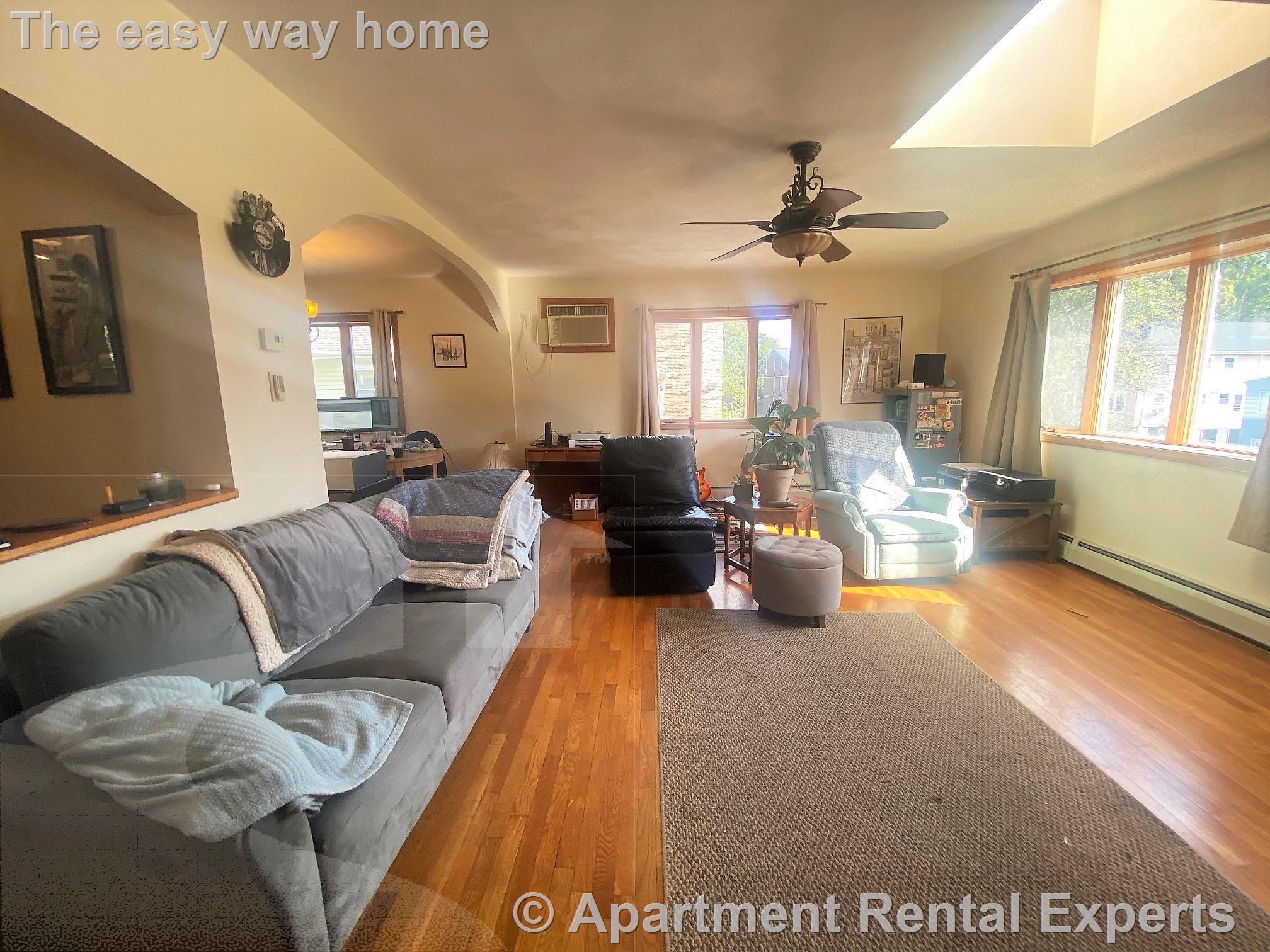 6 Meacham St, Autumn Hill