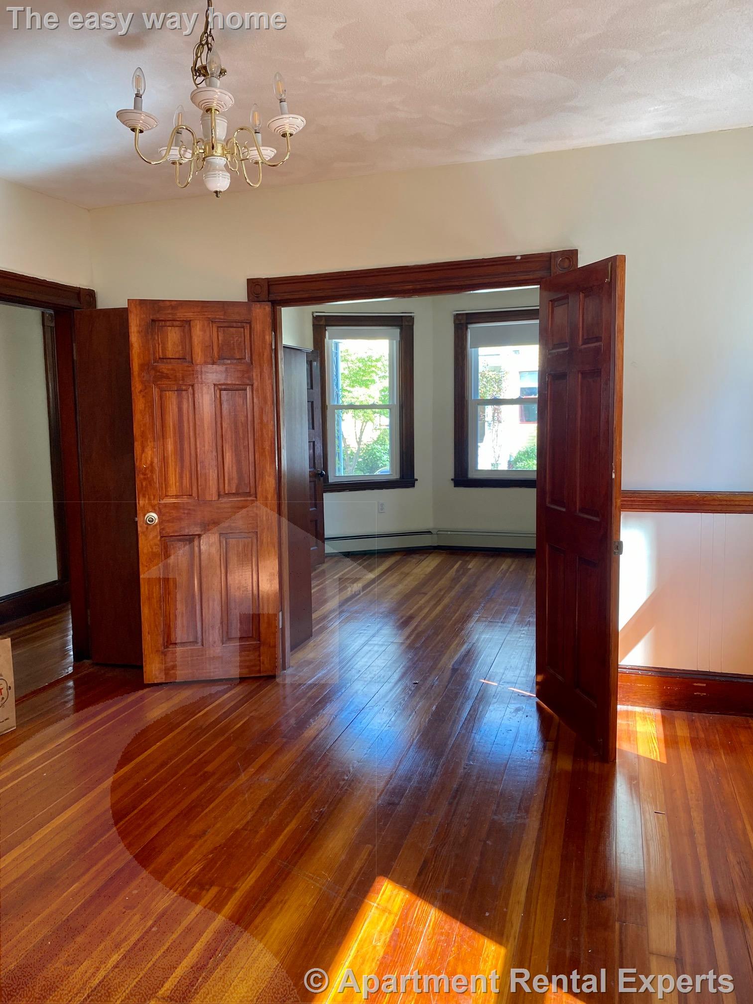 45 Locke St, Davis Square