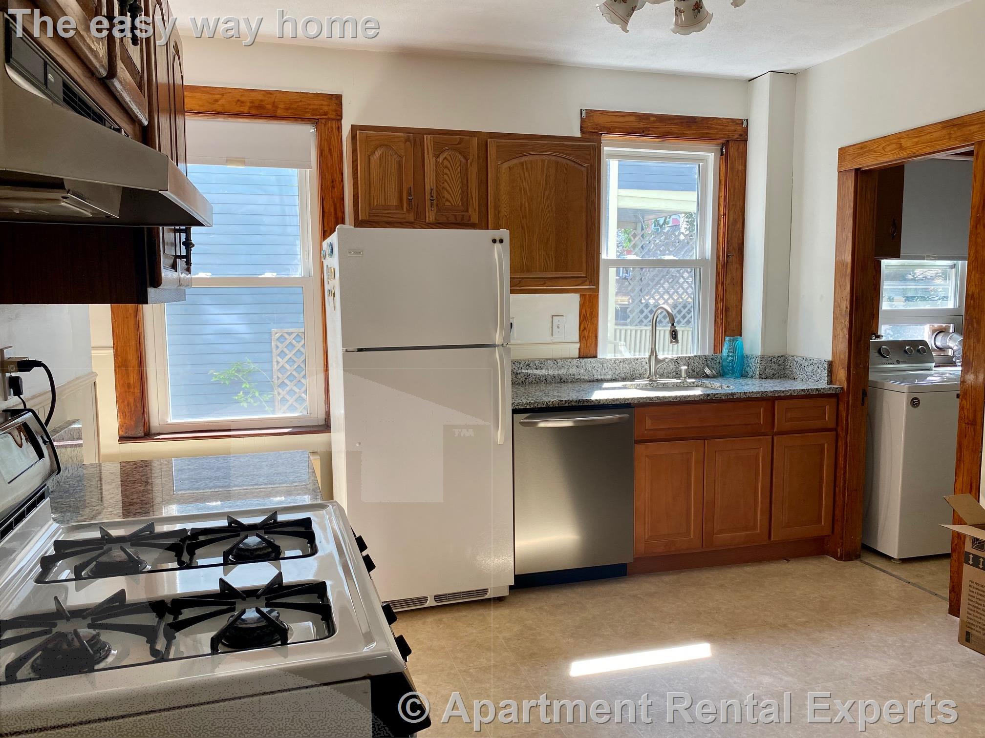 45 Locke St, Davis Square