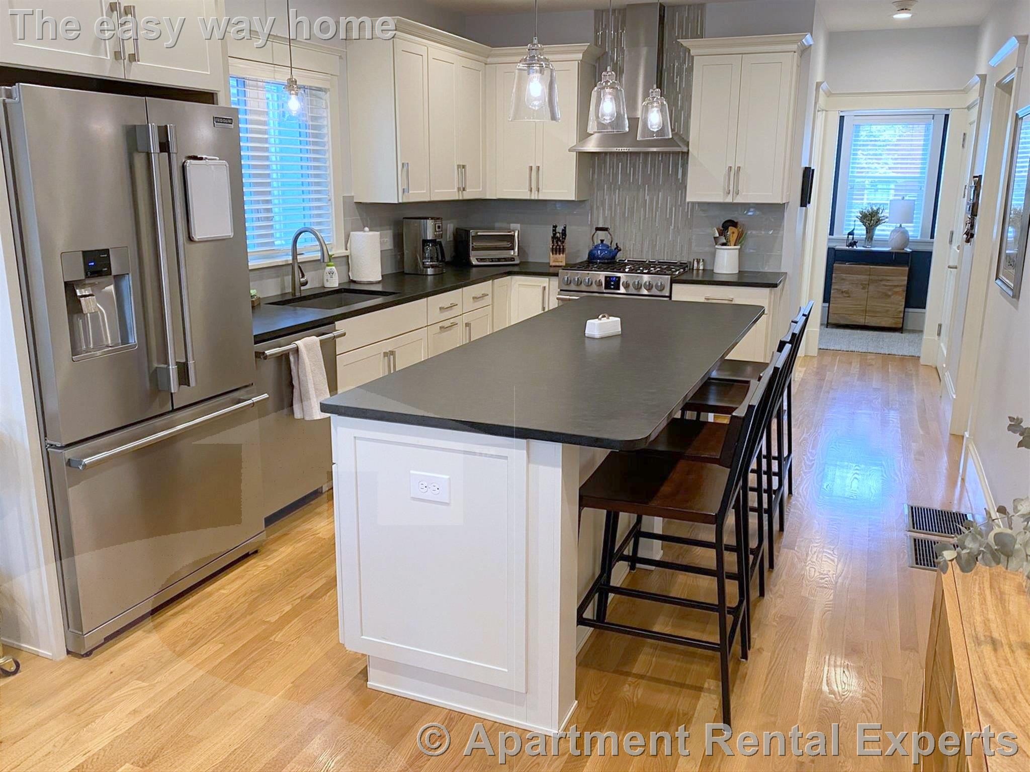 27 Cameron Ave, Davis Square