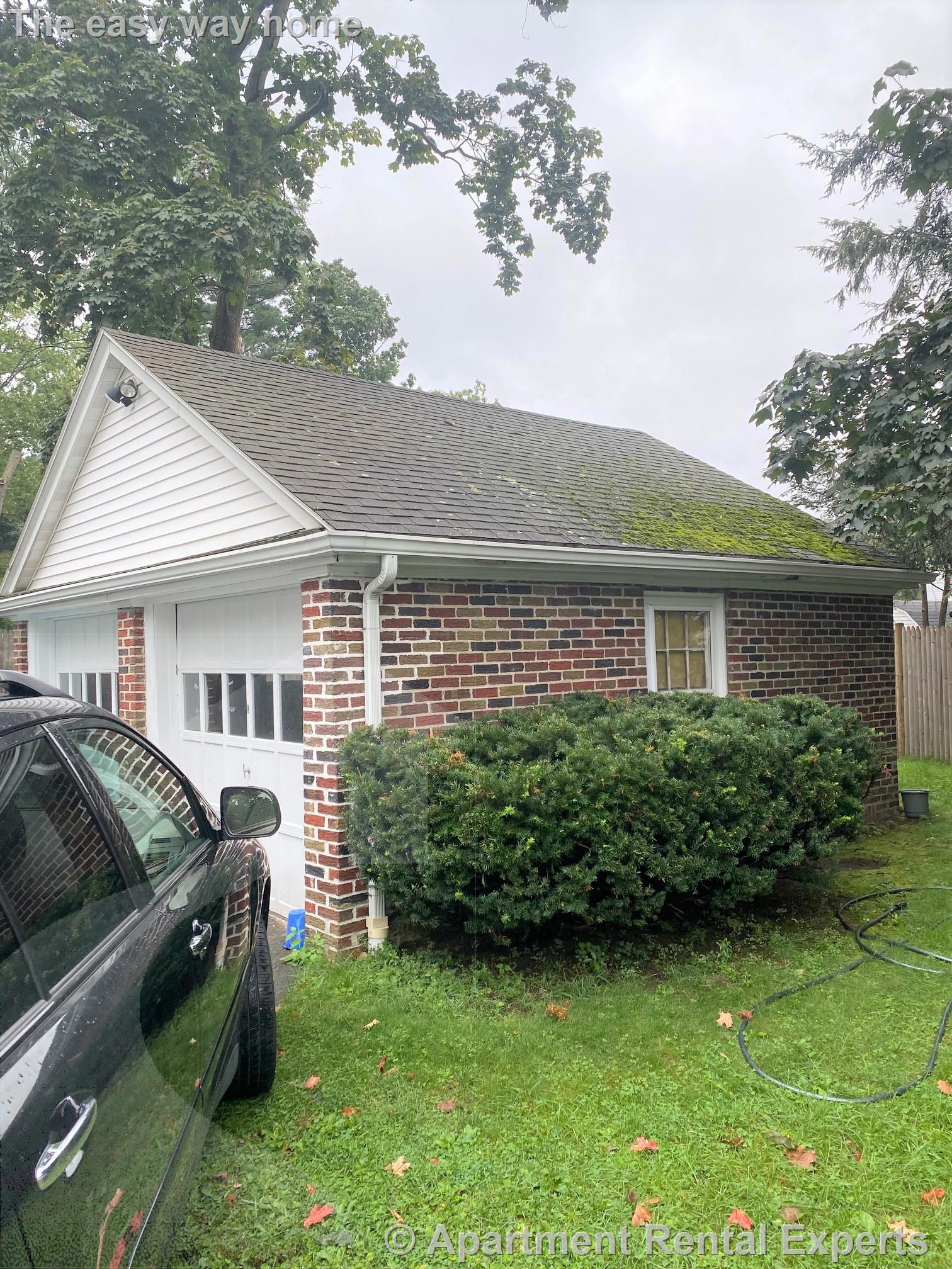 364 Auburndale Ave, Auburndale