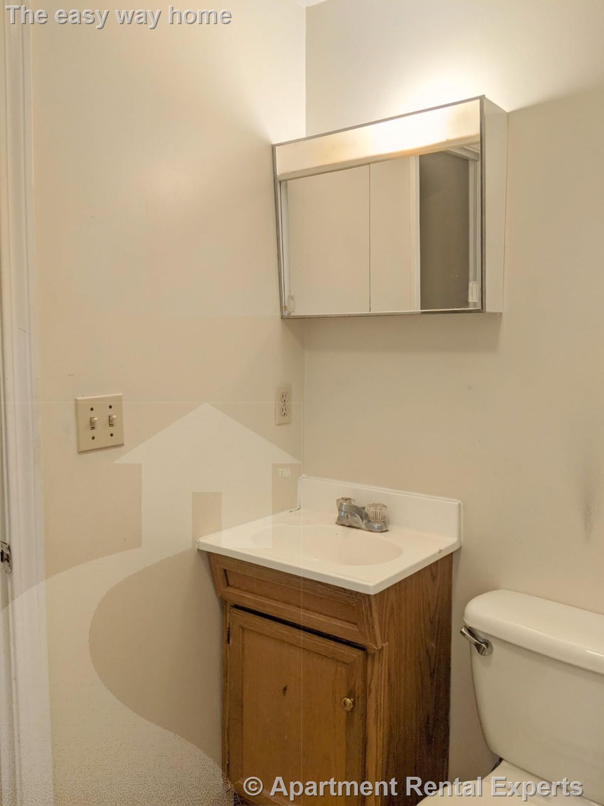 7 Banks St, Harvard Square