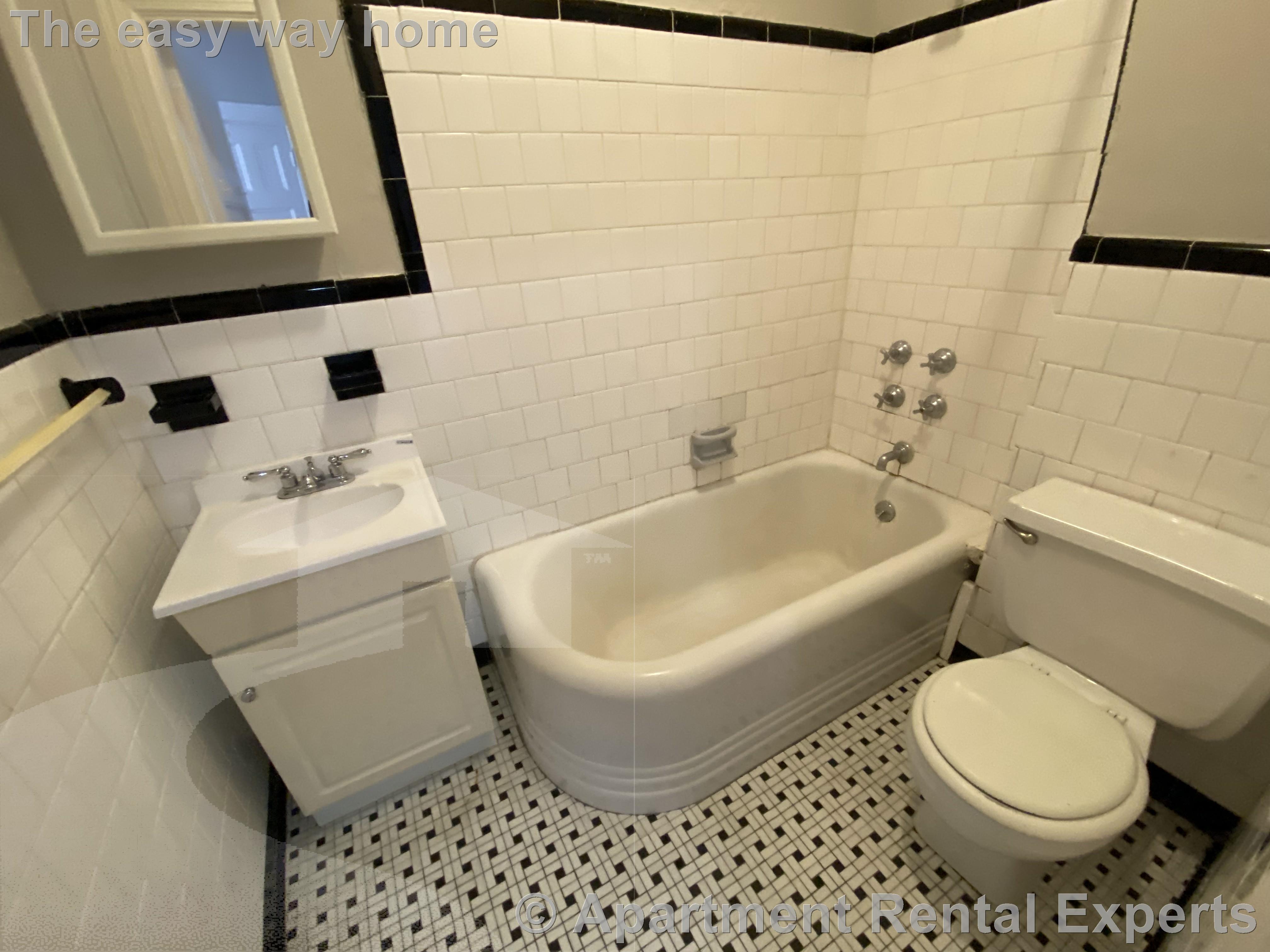 9 Sewall Ave, Coolidge Corner