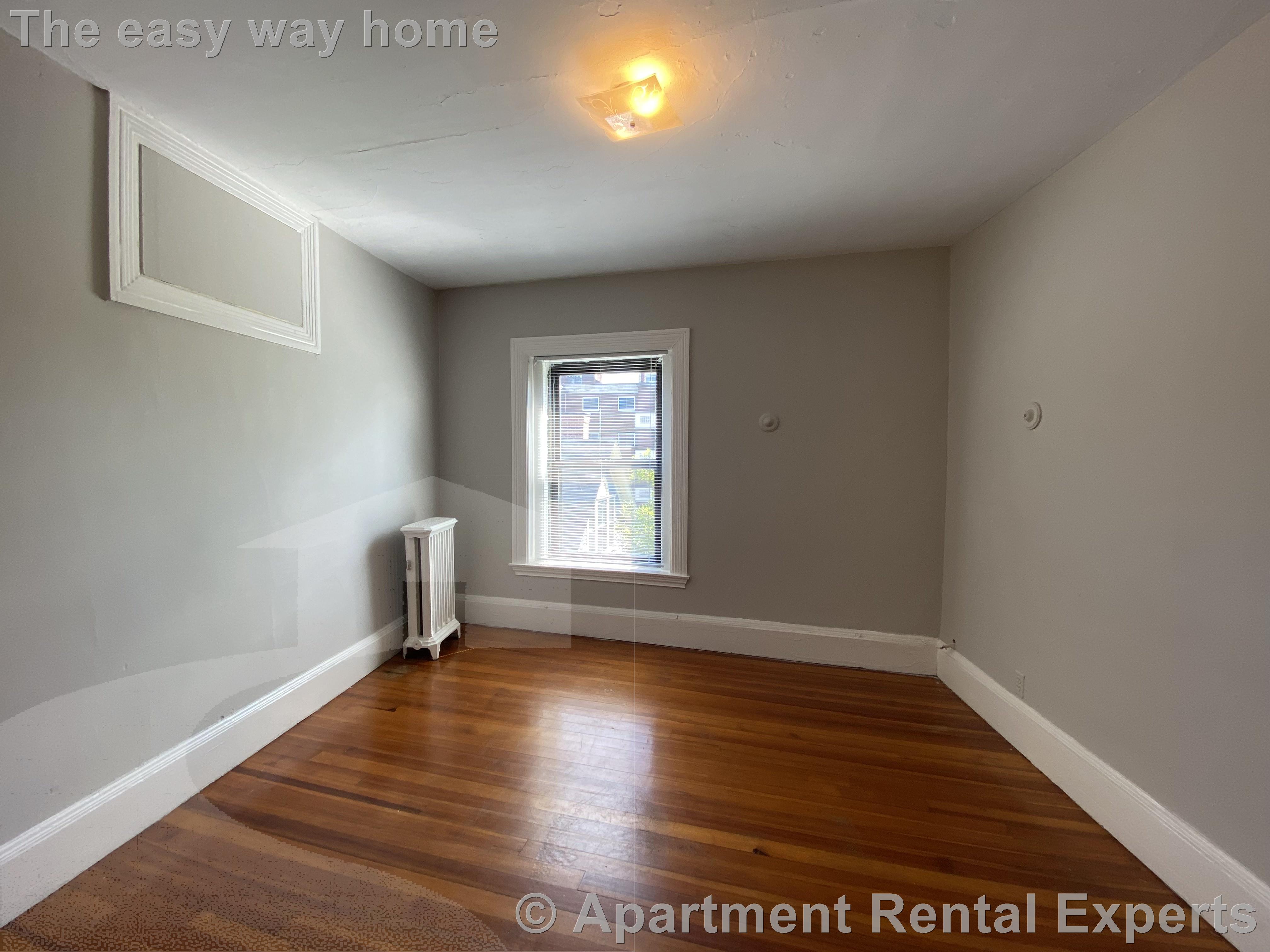 9 Sewall Ave, Coolidge Corner