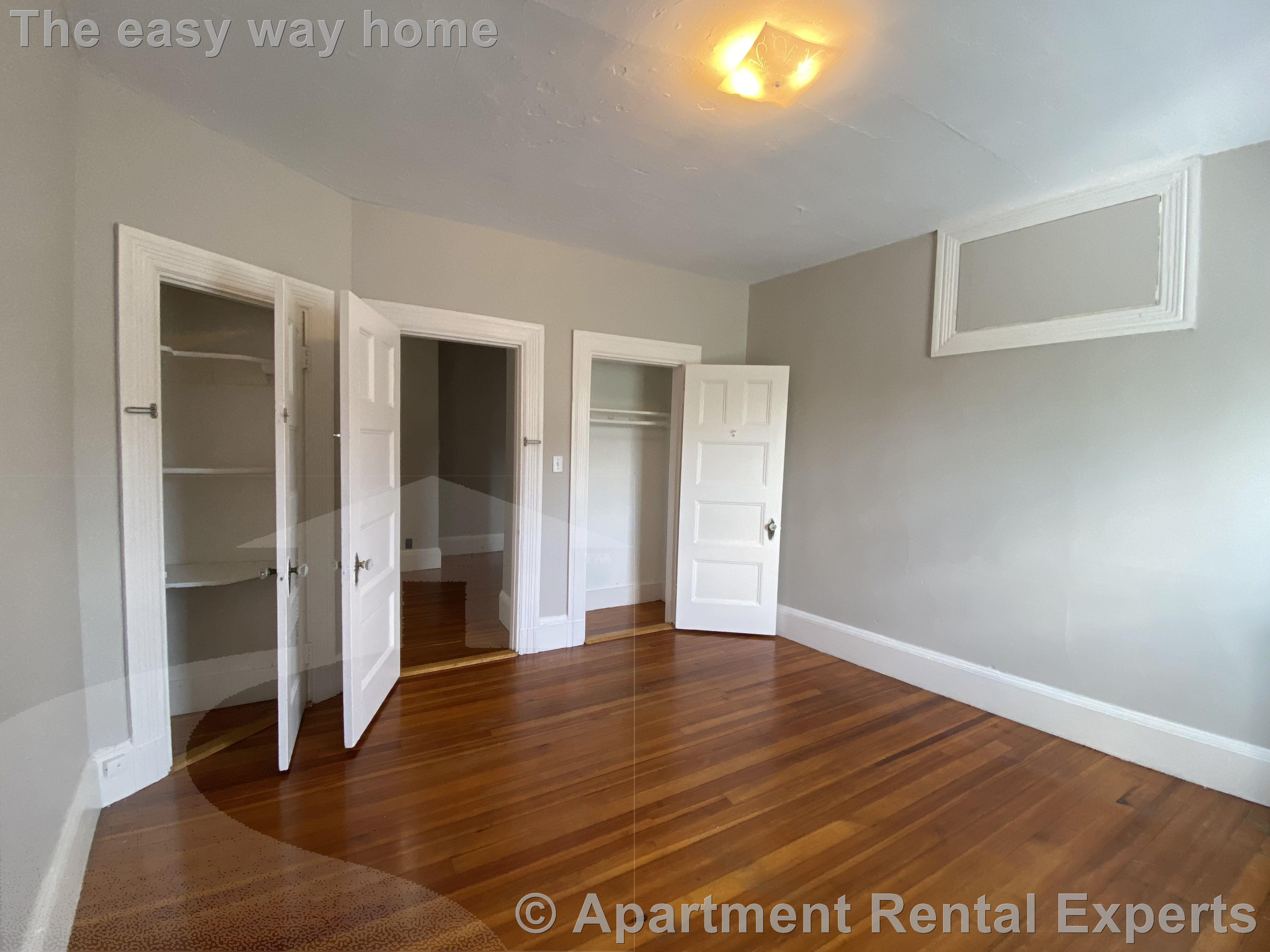 9 Sewall Ave, Coolidge Corner