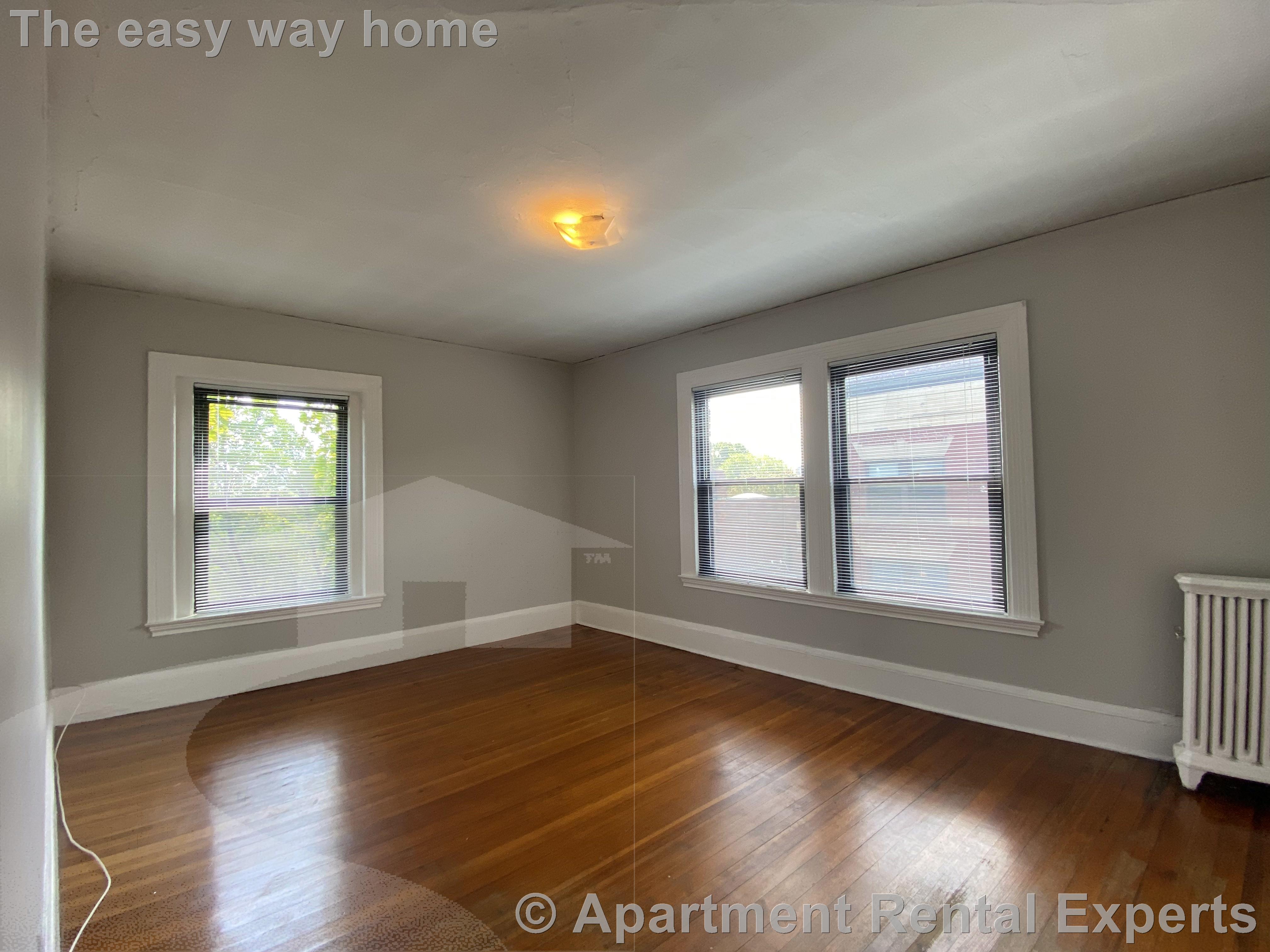 9 Sewall Ave, Coolidge Corner