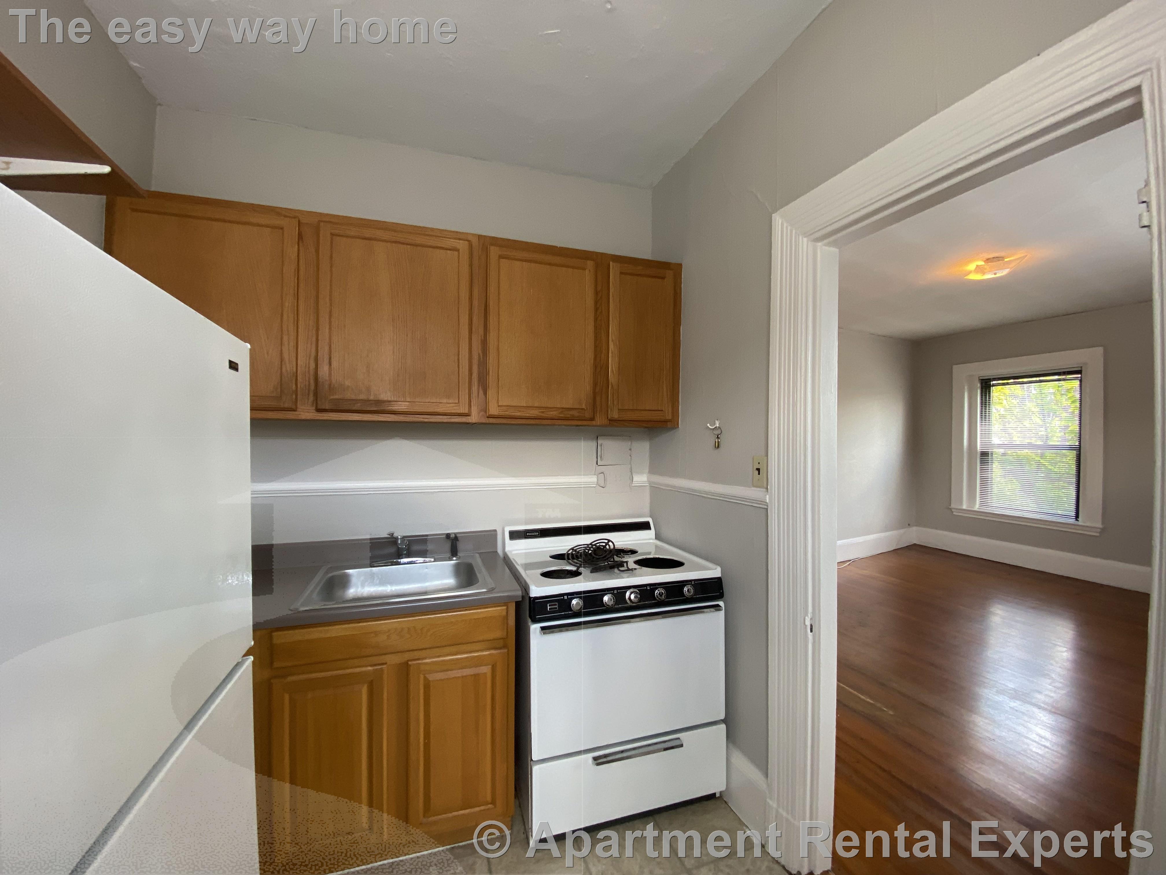 9 Sewall Ave, Coolidge Corner