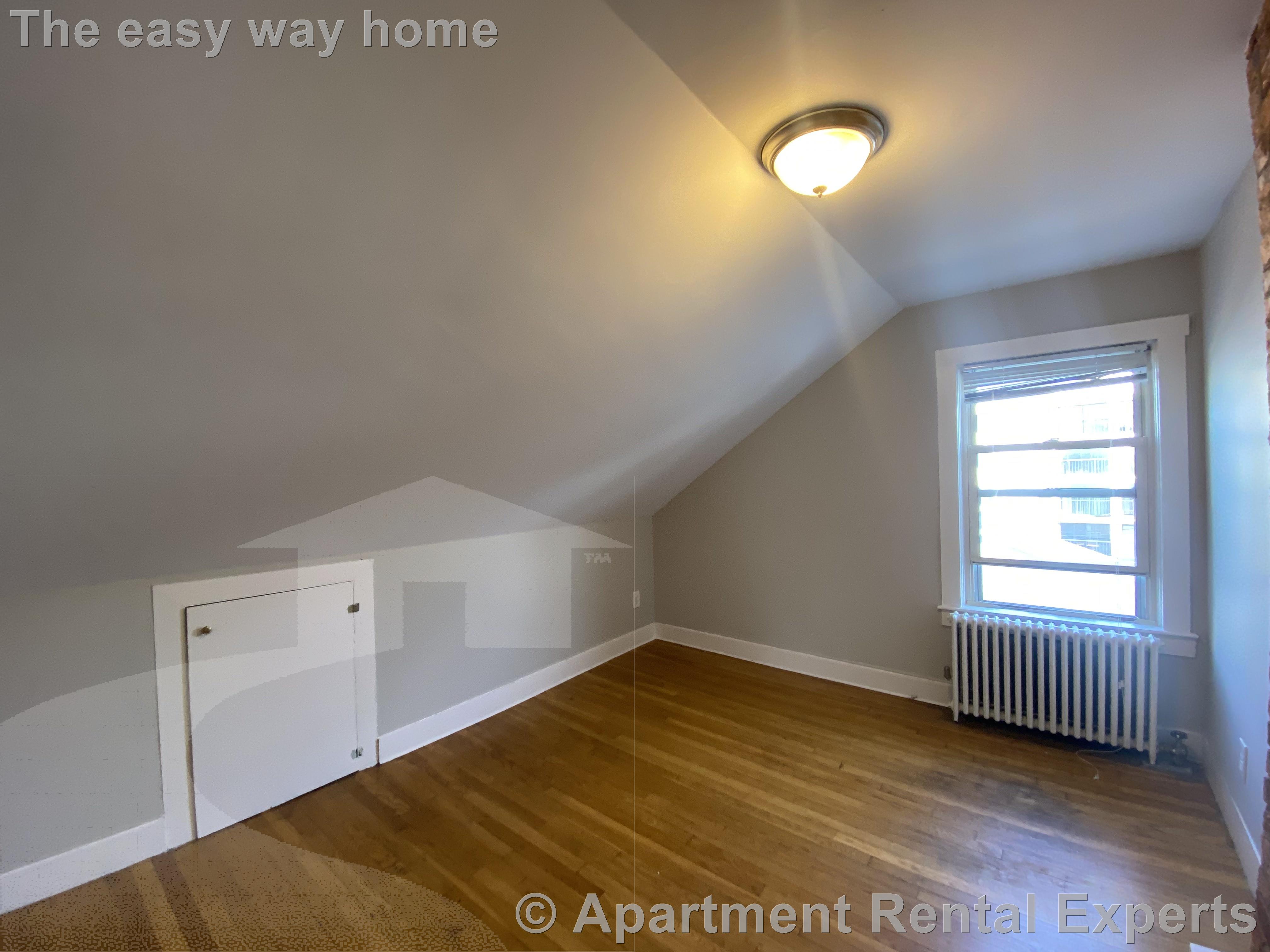 216 Banks St, Riverside