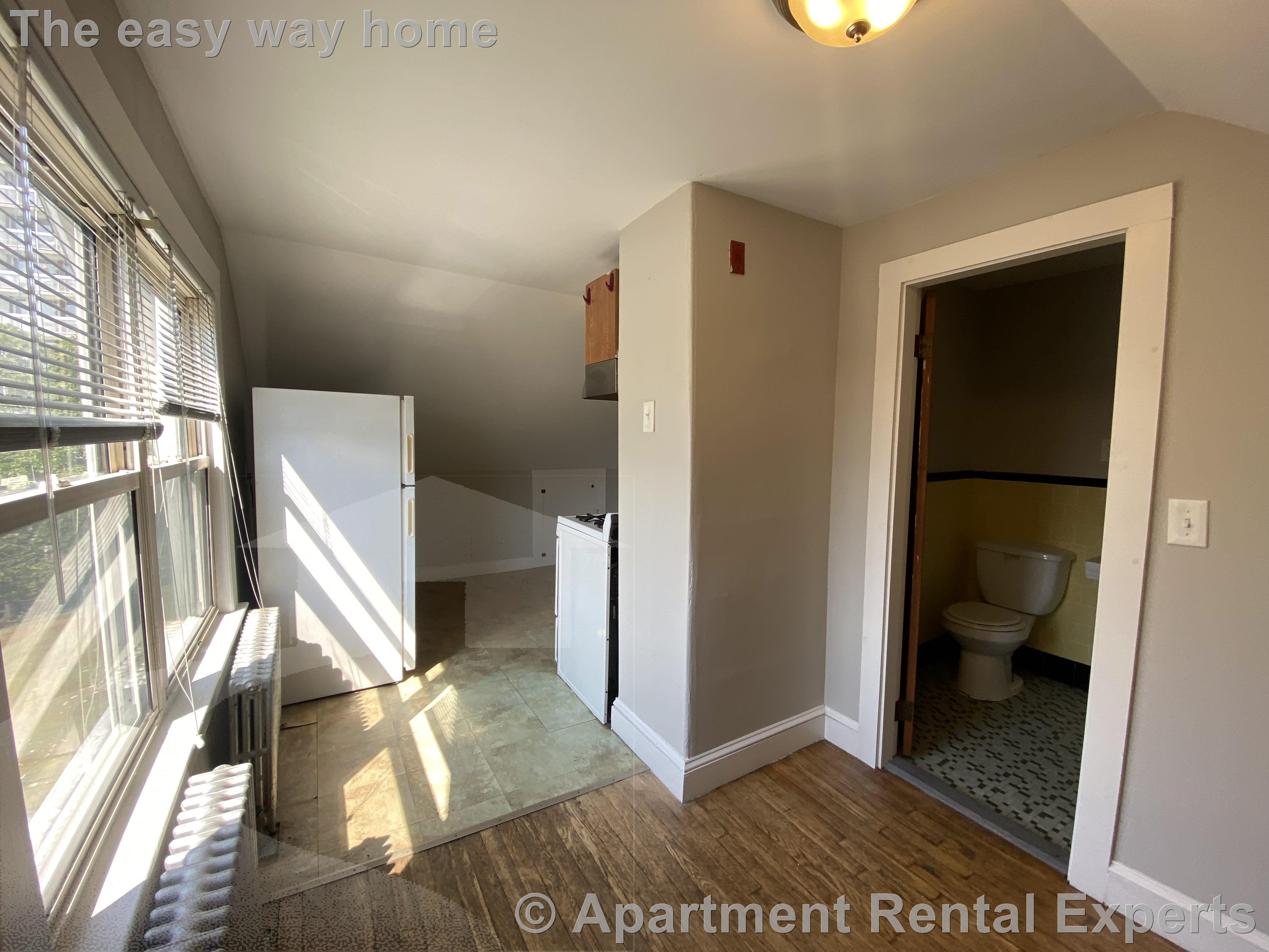 216 Banks St, Riverside