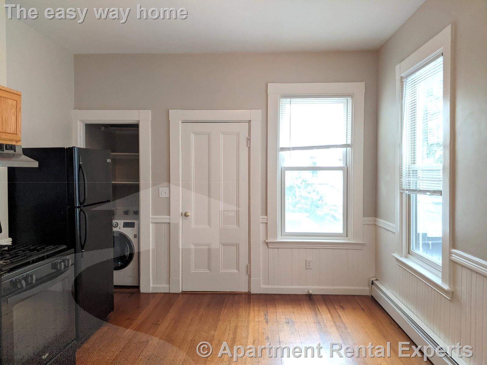 18 Park Ave, Davis Square