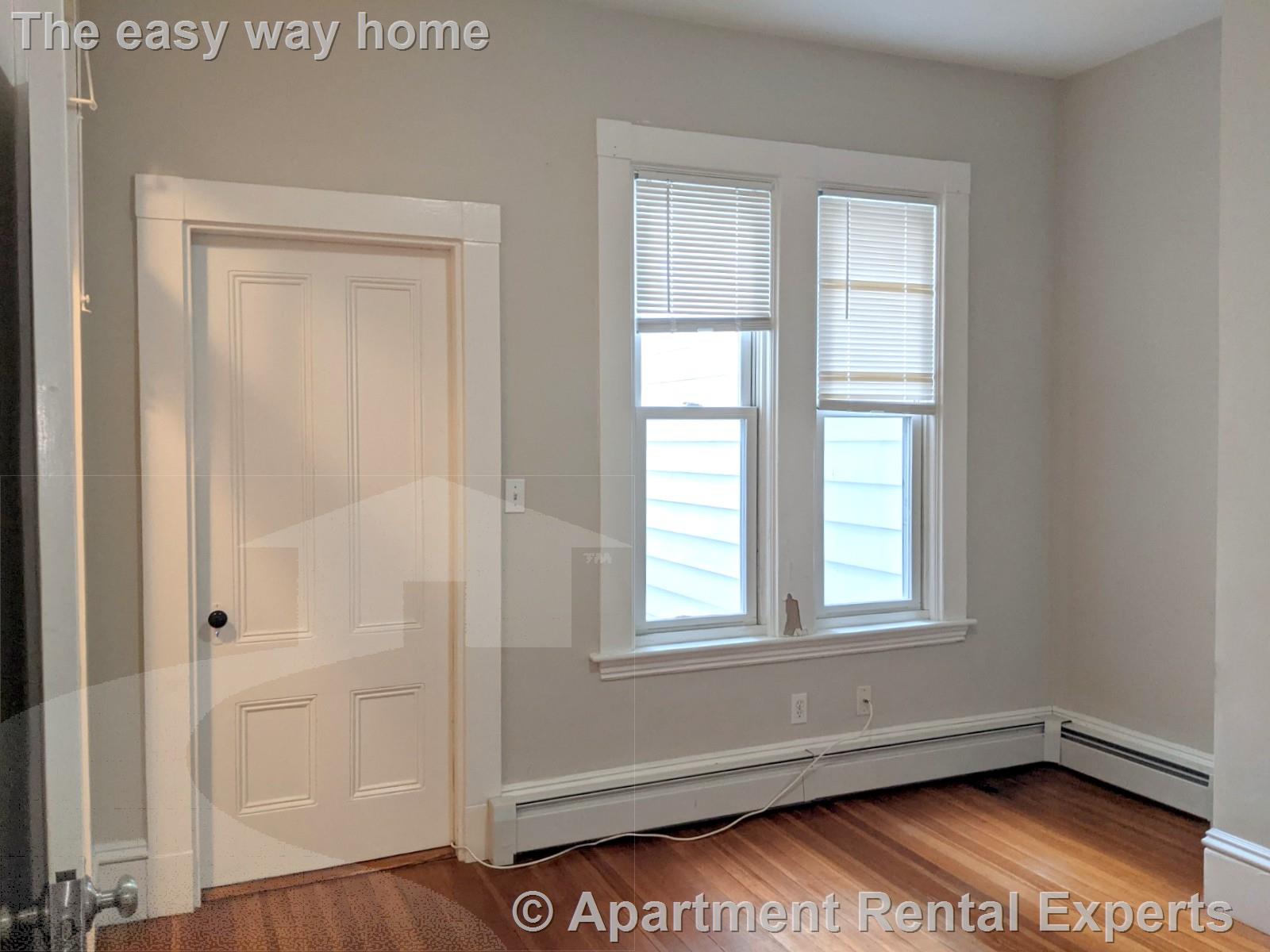 18 Park Ave, Davis Square