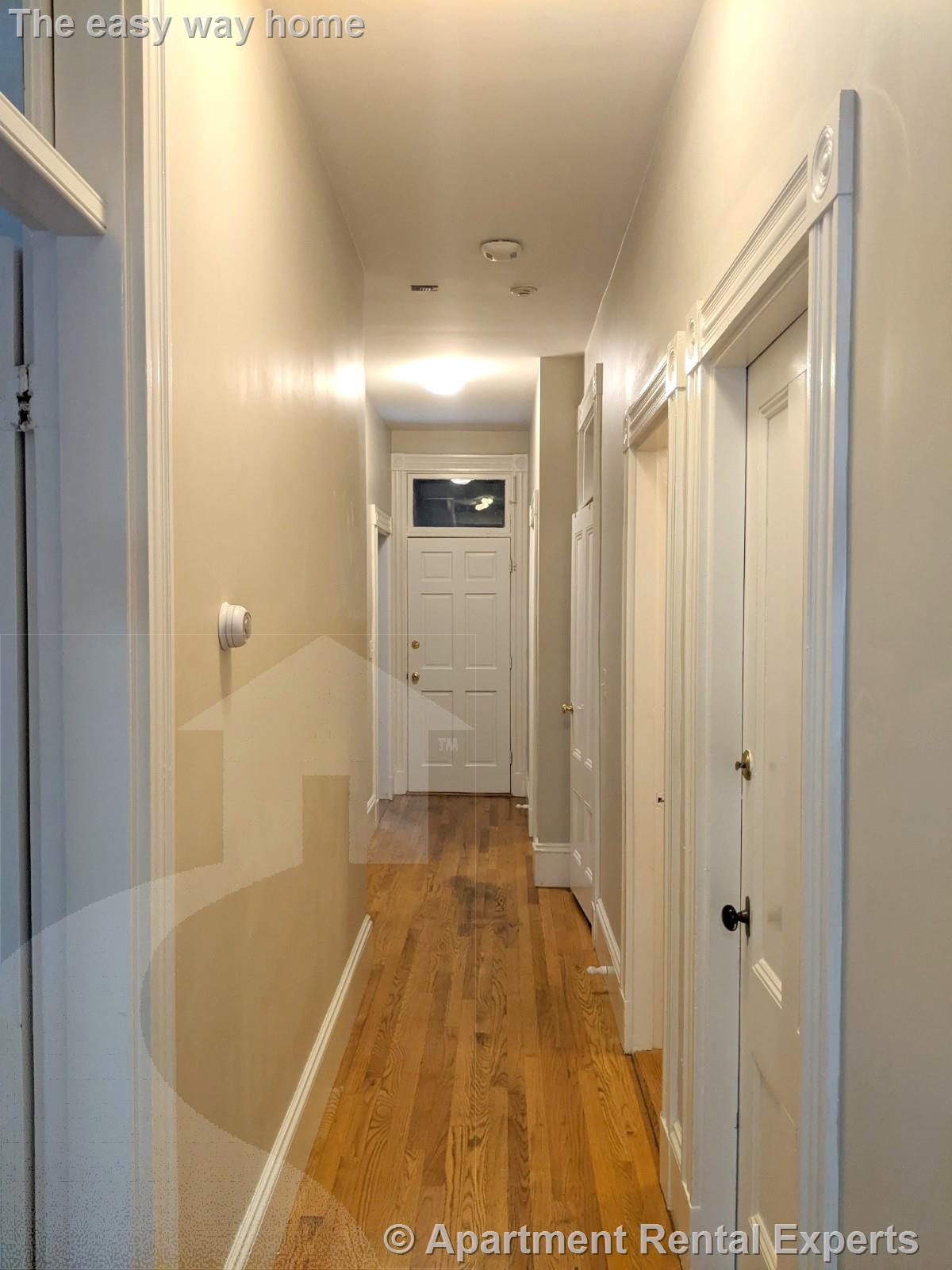 18 Park Ave, Davis Square