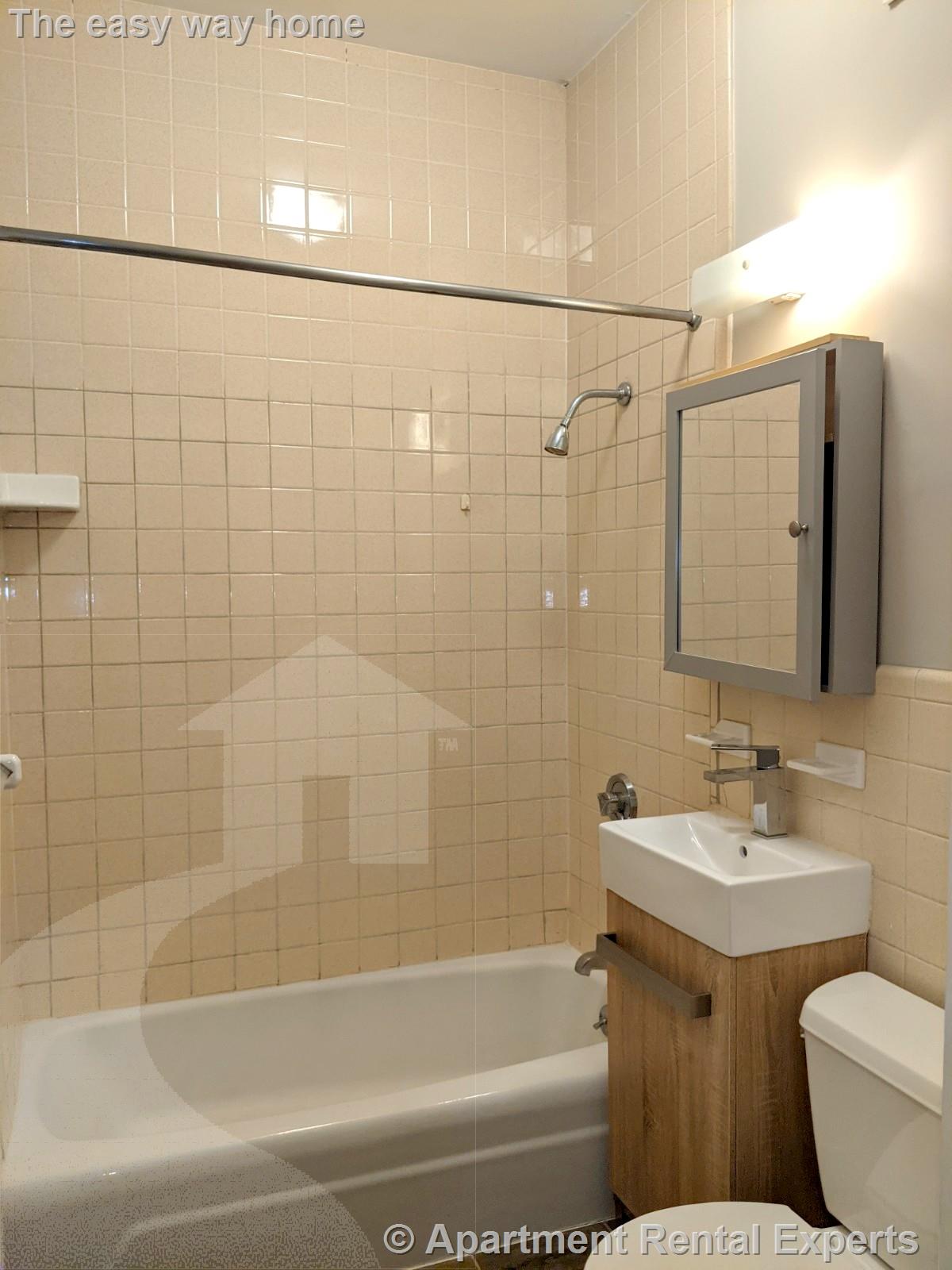 18 Park Ave, Davis Square