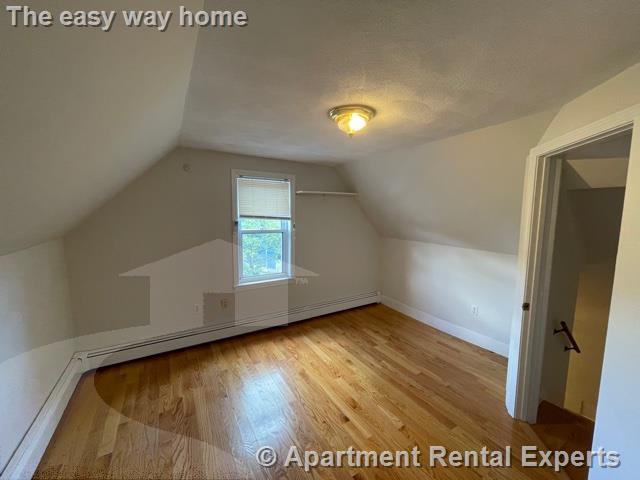 942 Broadway, Davis Square