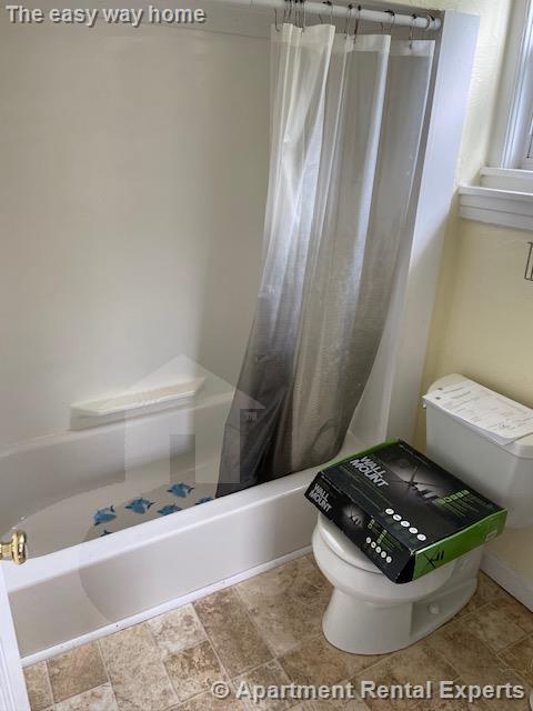 130 Willow Ave, Davis Square