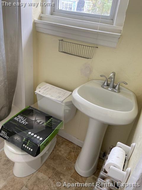 130 Willow Ave, Davis Square