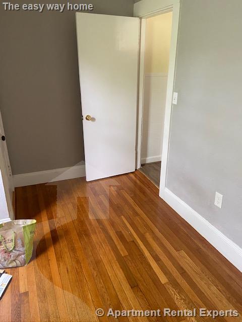 130 Willow Ave, Davis Square