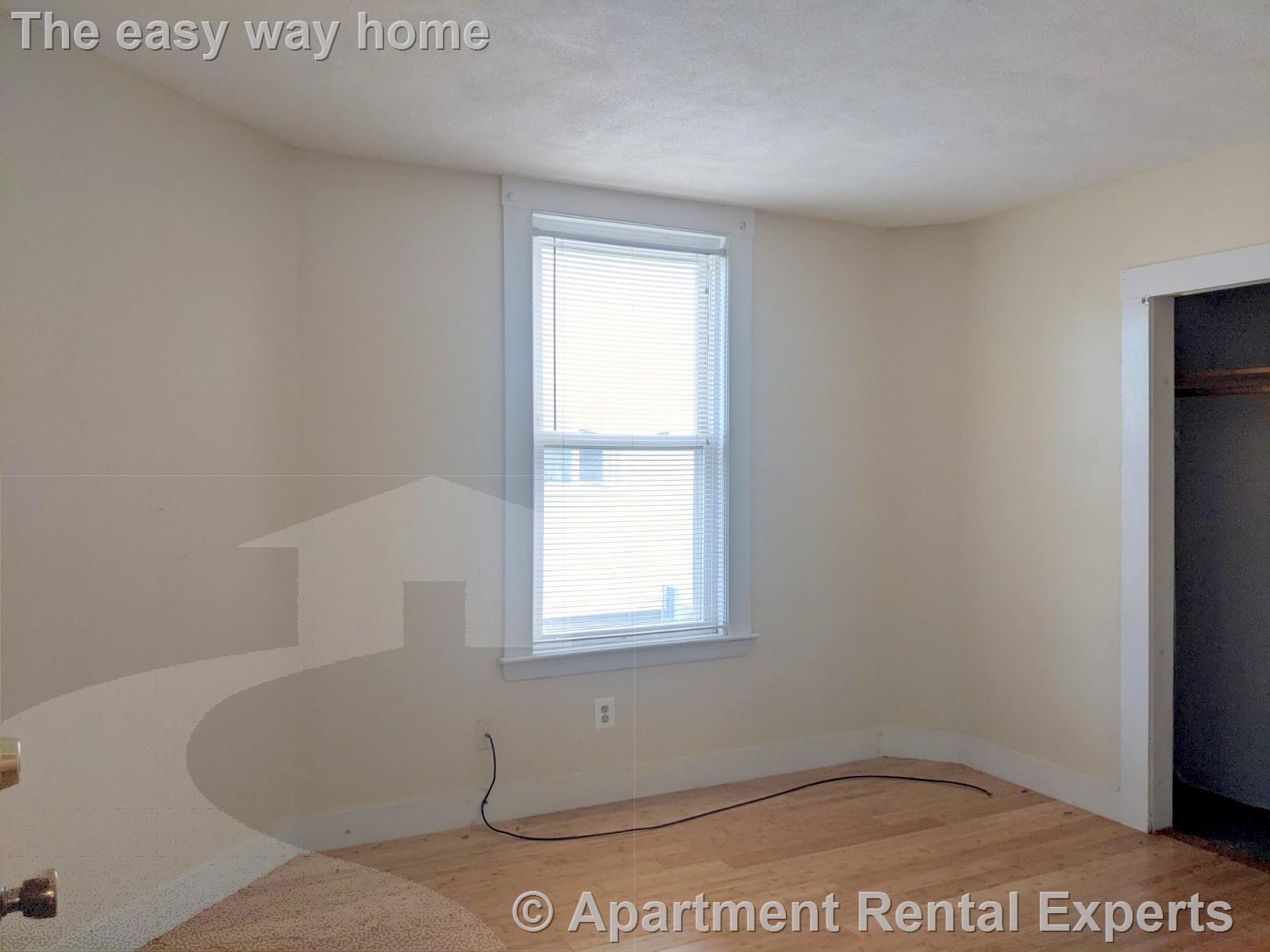 1102 Broadway, Teele Square