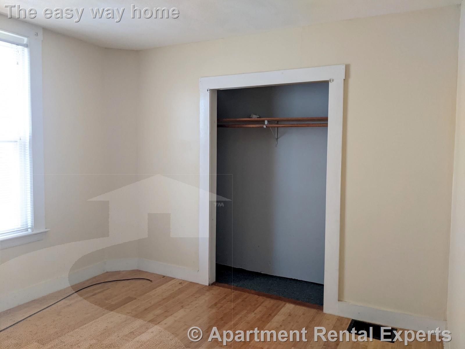 1102 Broadway, Teele Square