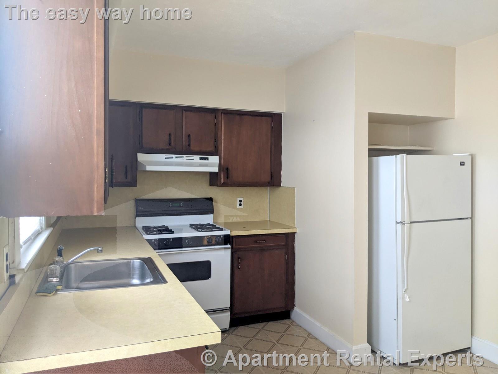 1102 Broadway, Teele Square