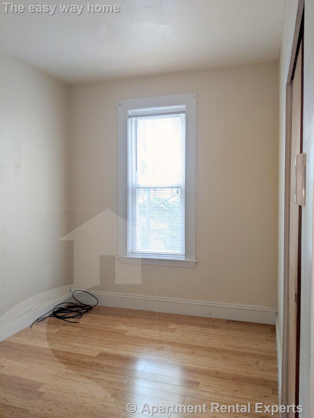 1102 Broadway, Teele Square