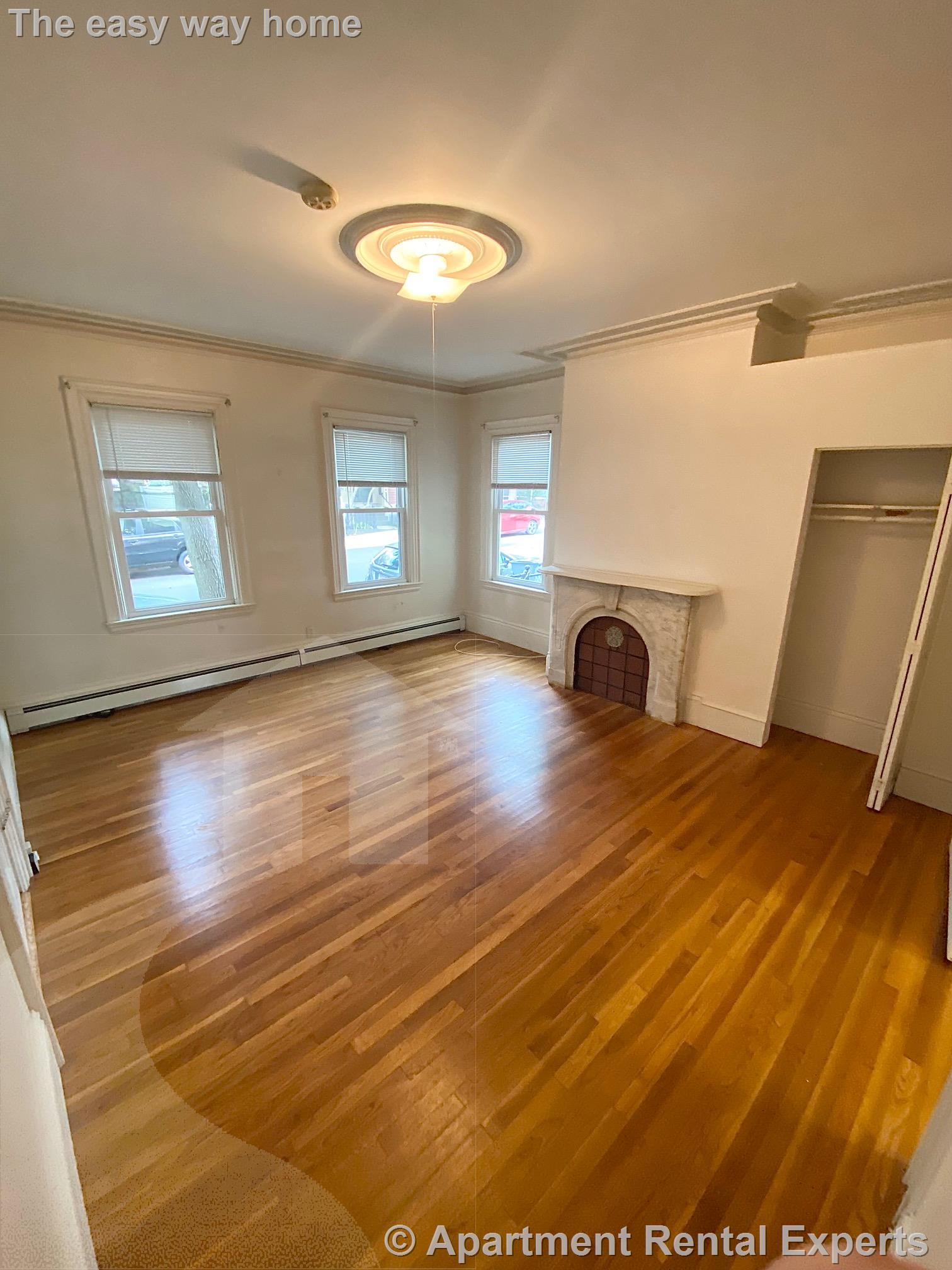 112 Thorndike St, East Cambridge