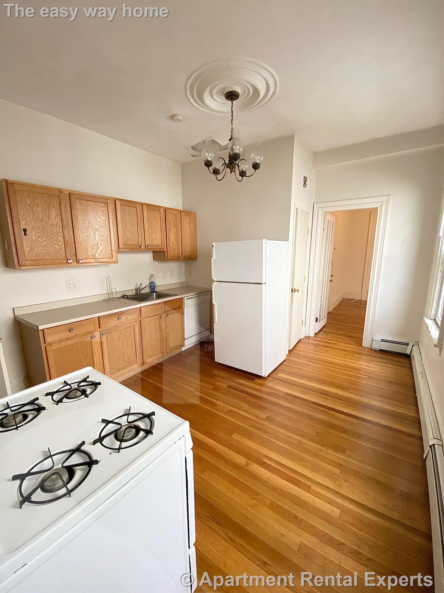 112 Thorndike St, East Cambridge