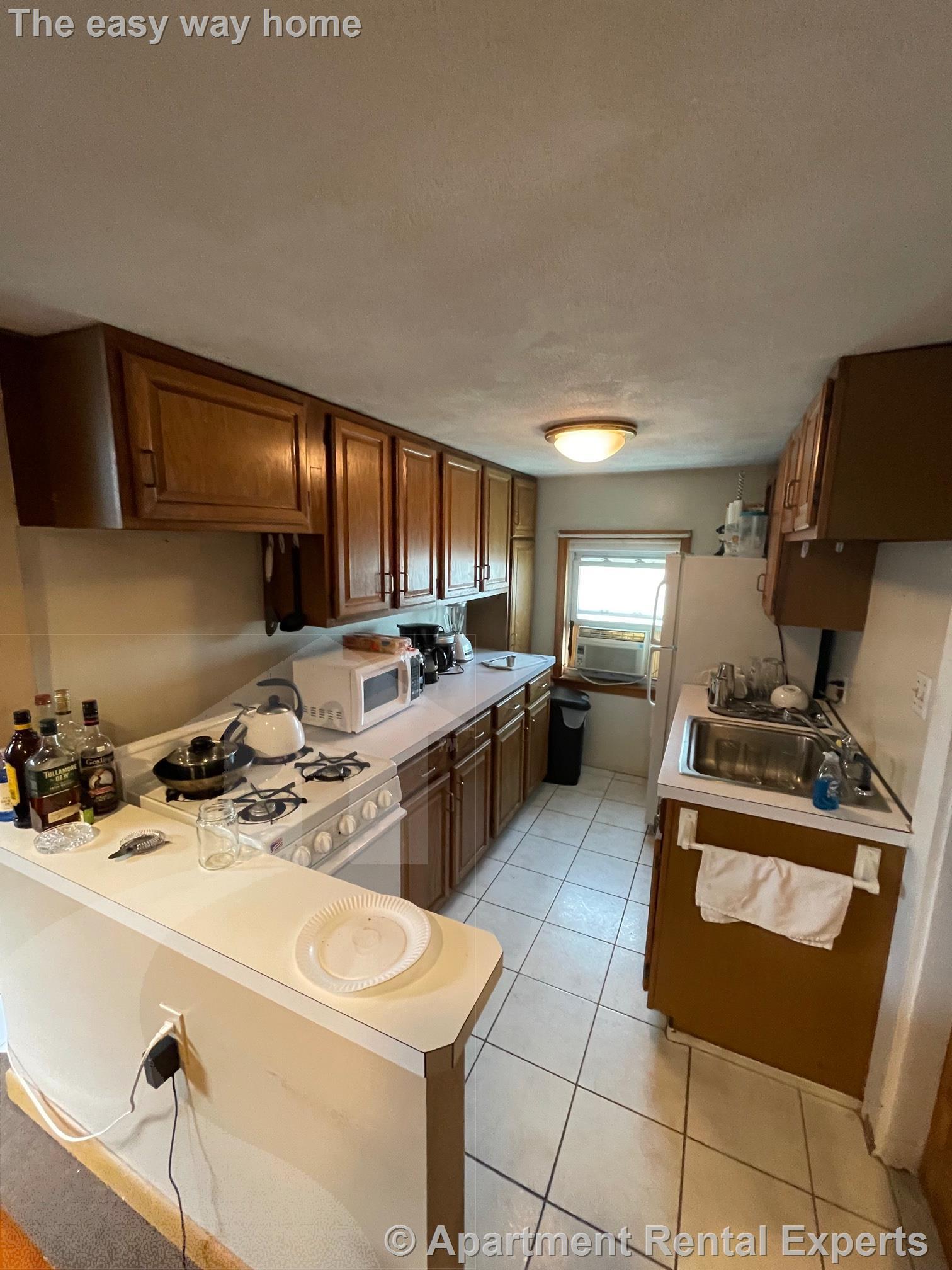 16 High St, Teele Square