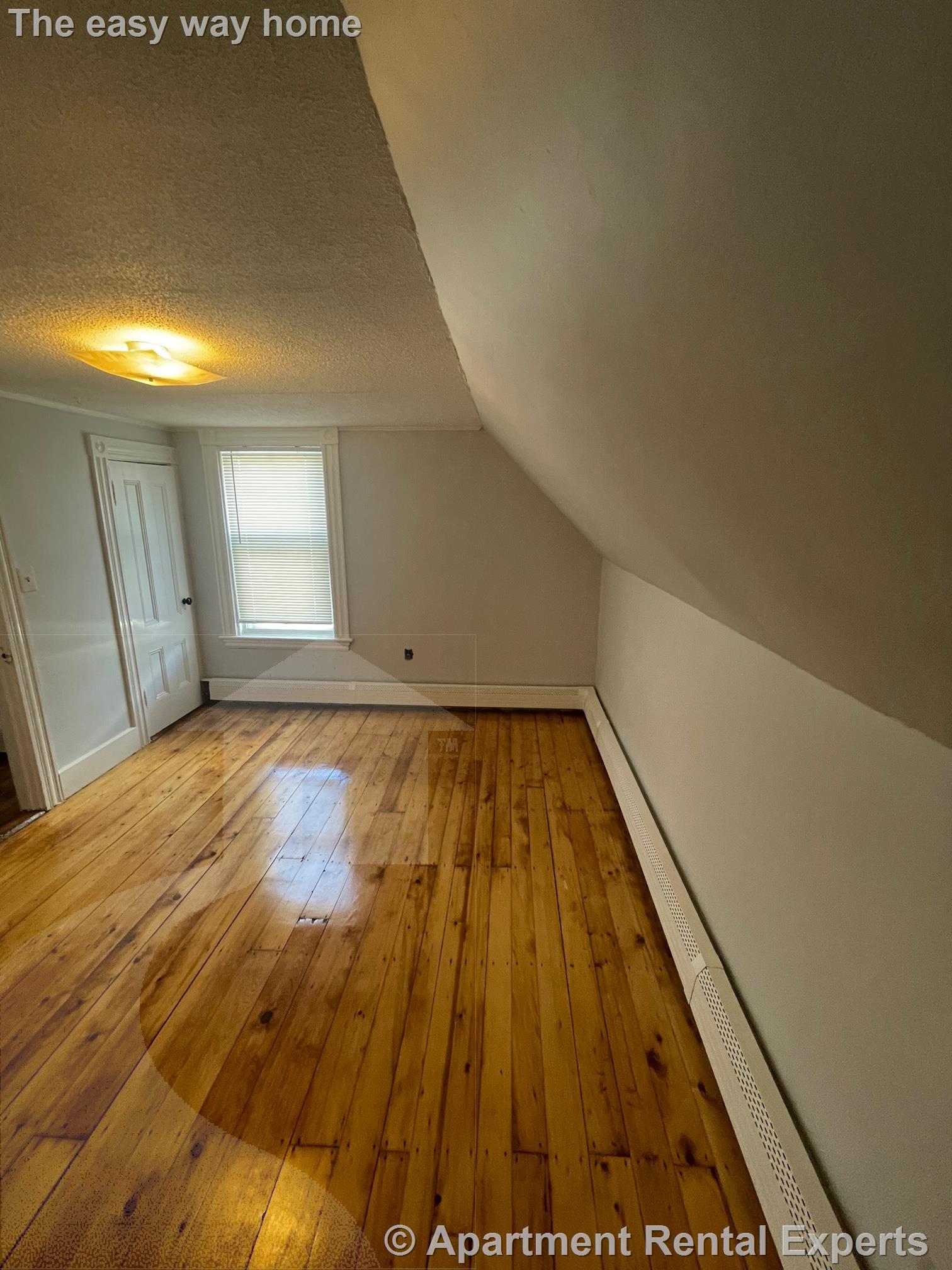 94 Holland St, Davis Square
