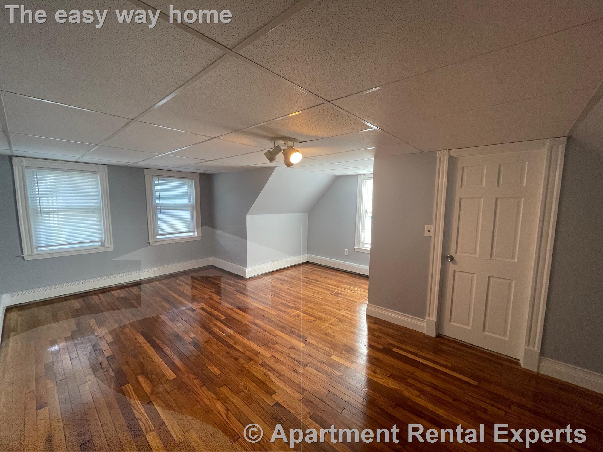 94 Holland St, Davis Square