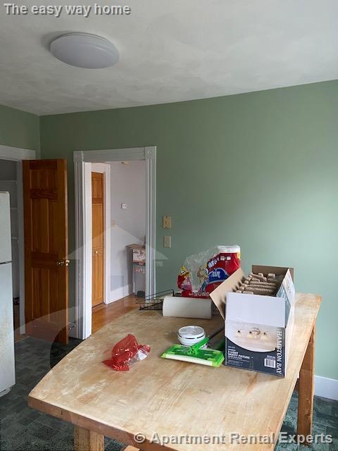 90 Holland St, Davis Square