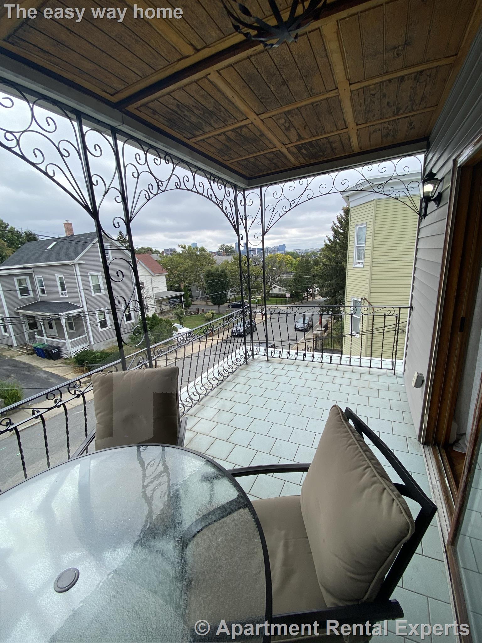 93 Glen St, Sullivan Square