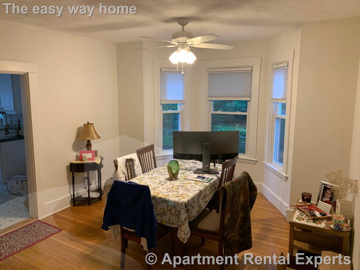 22 Minot Pl, Newtonville