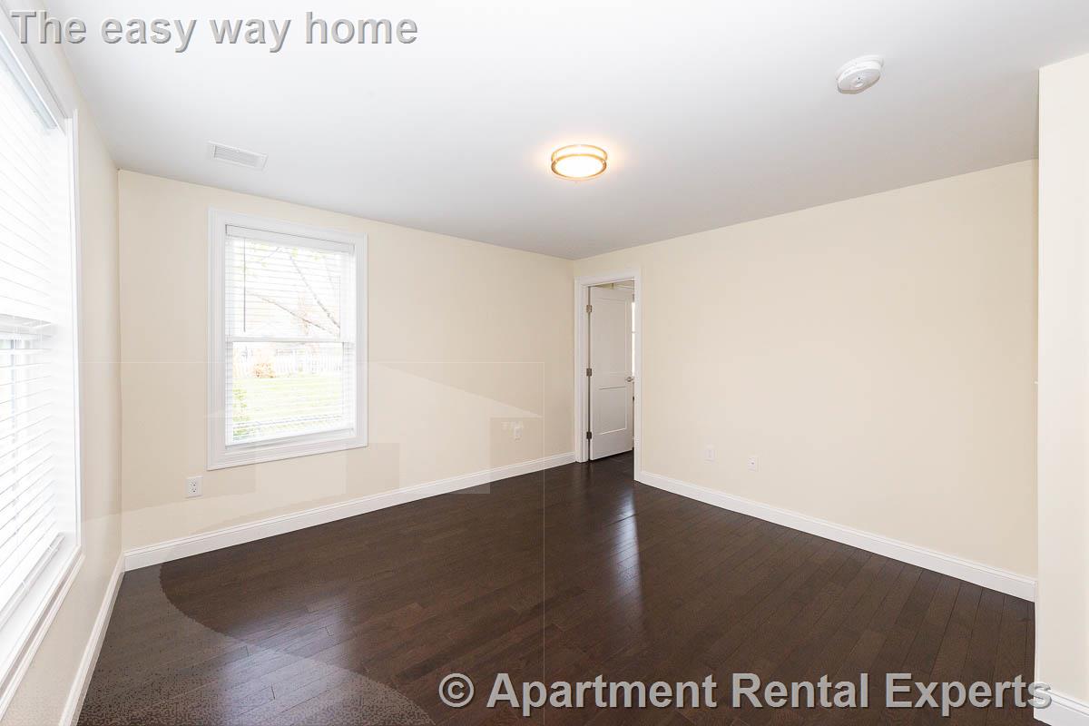 28 Albion St, Ball Square