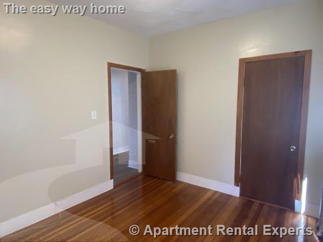 1262 Broadway, Teele Square