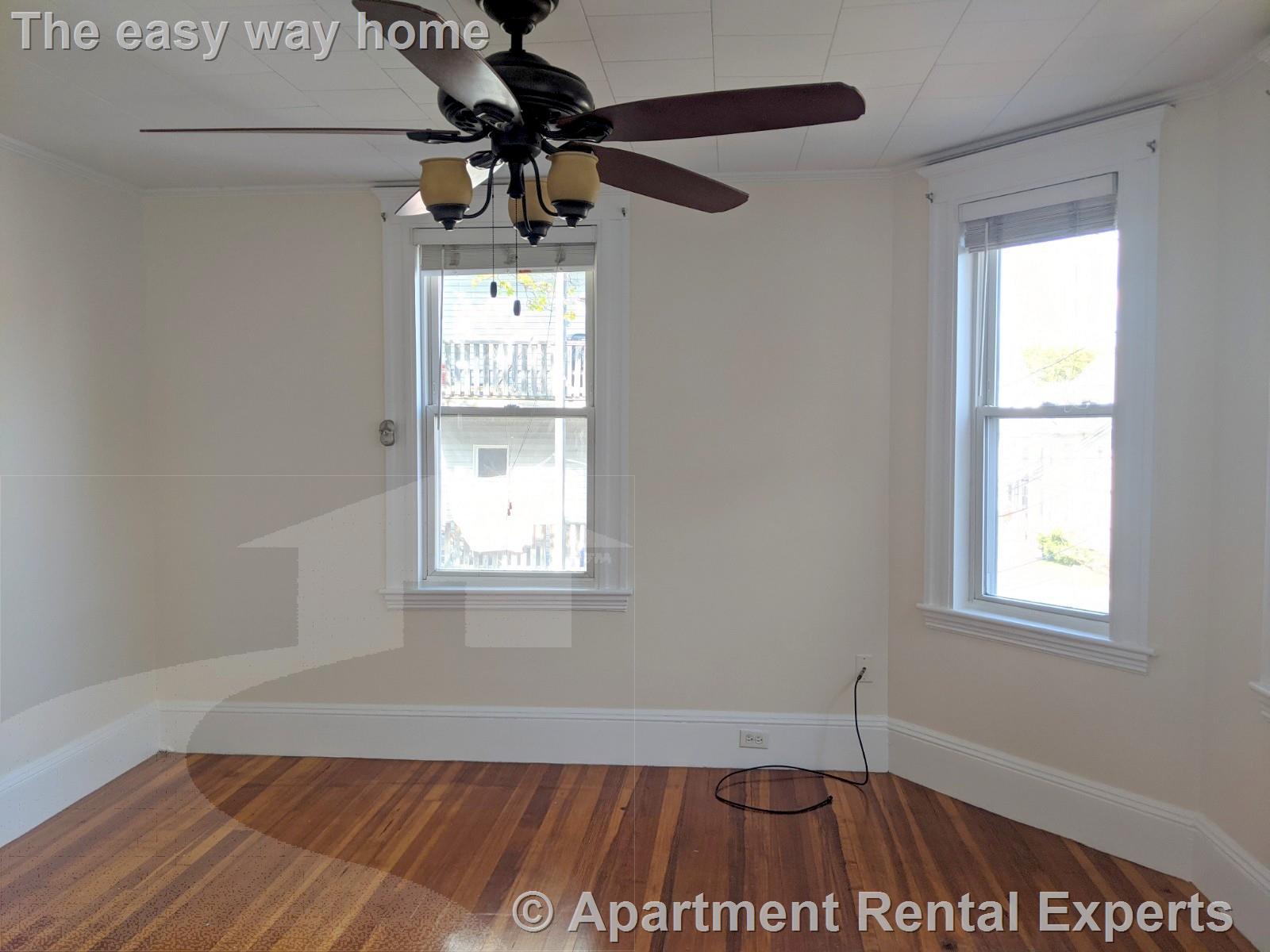 13 Garden Ter, Malden