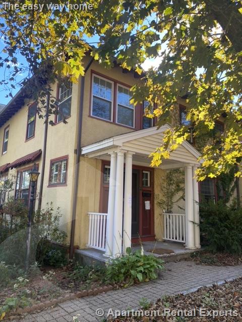 11 Lakeview St, Arlington Center