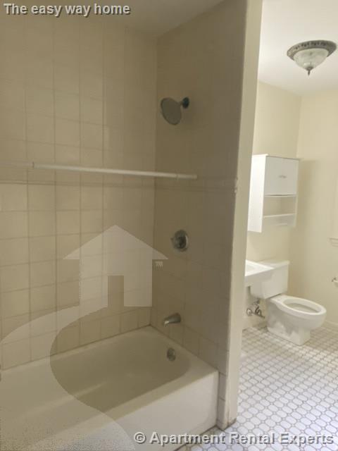 11 Lakeview St, Arlington Center