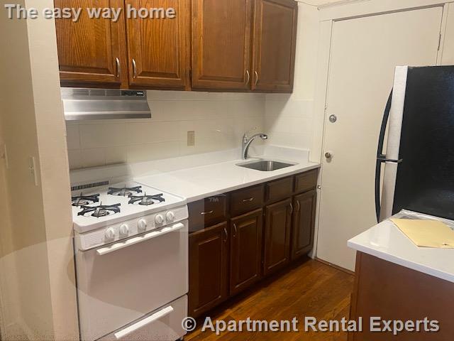 206 Massachusetts Ave, East Arlington