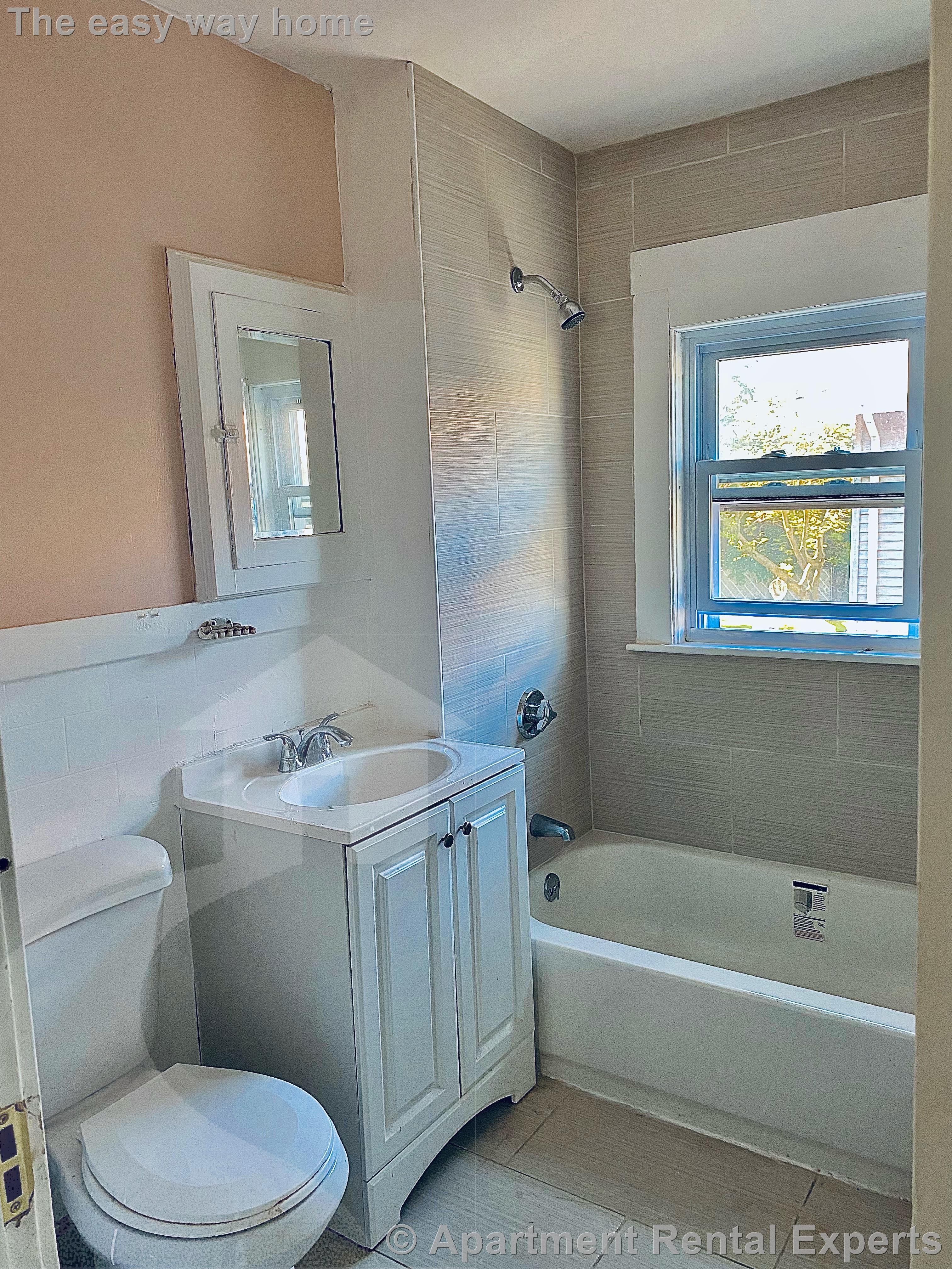 135 Mills St, Malden Center